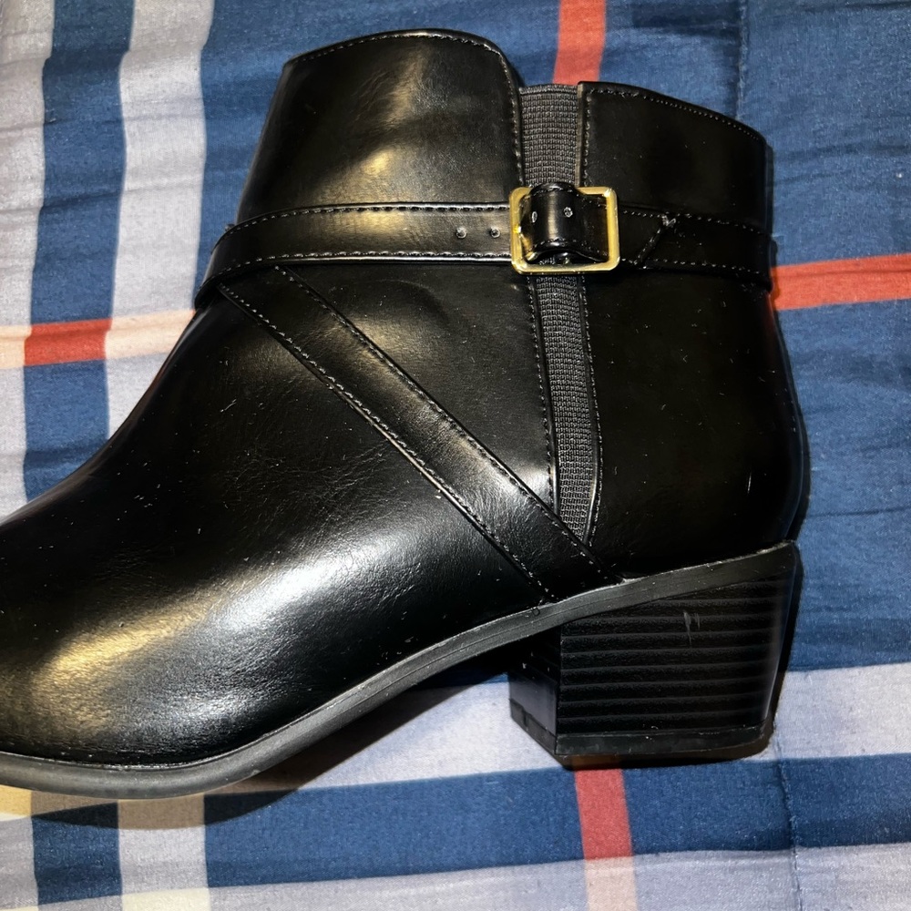 Karen Scott Falonn Ankle Boots - Picture 8 of 11